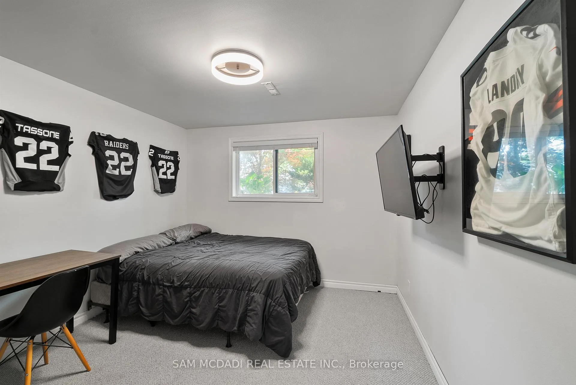 Photo 25 of 496 Seymour Drive, Oakville, West — HOMEH