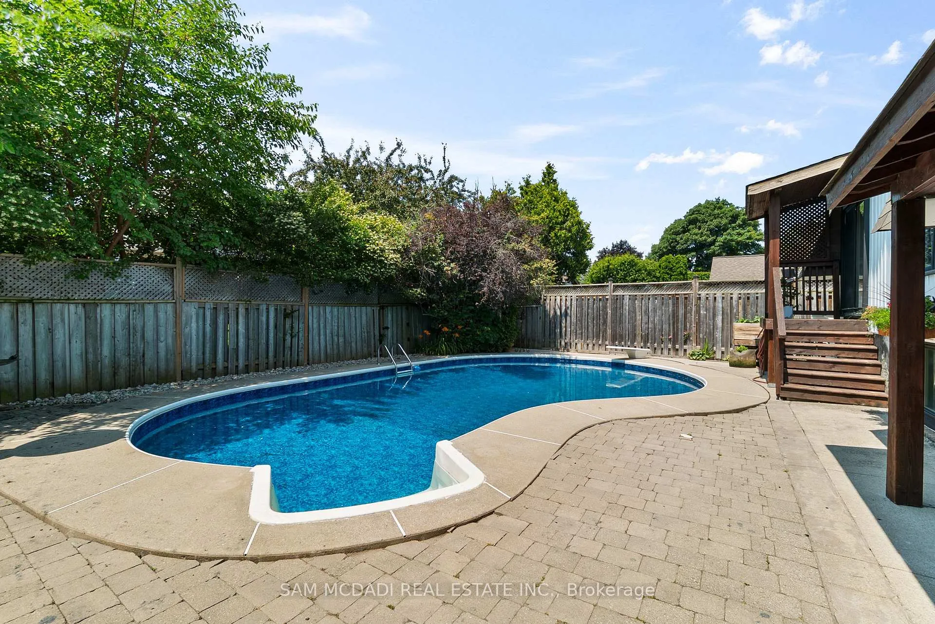 Photo 32 of 496 Seymour Drive, Oakville, West — HOMEH