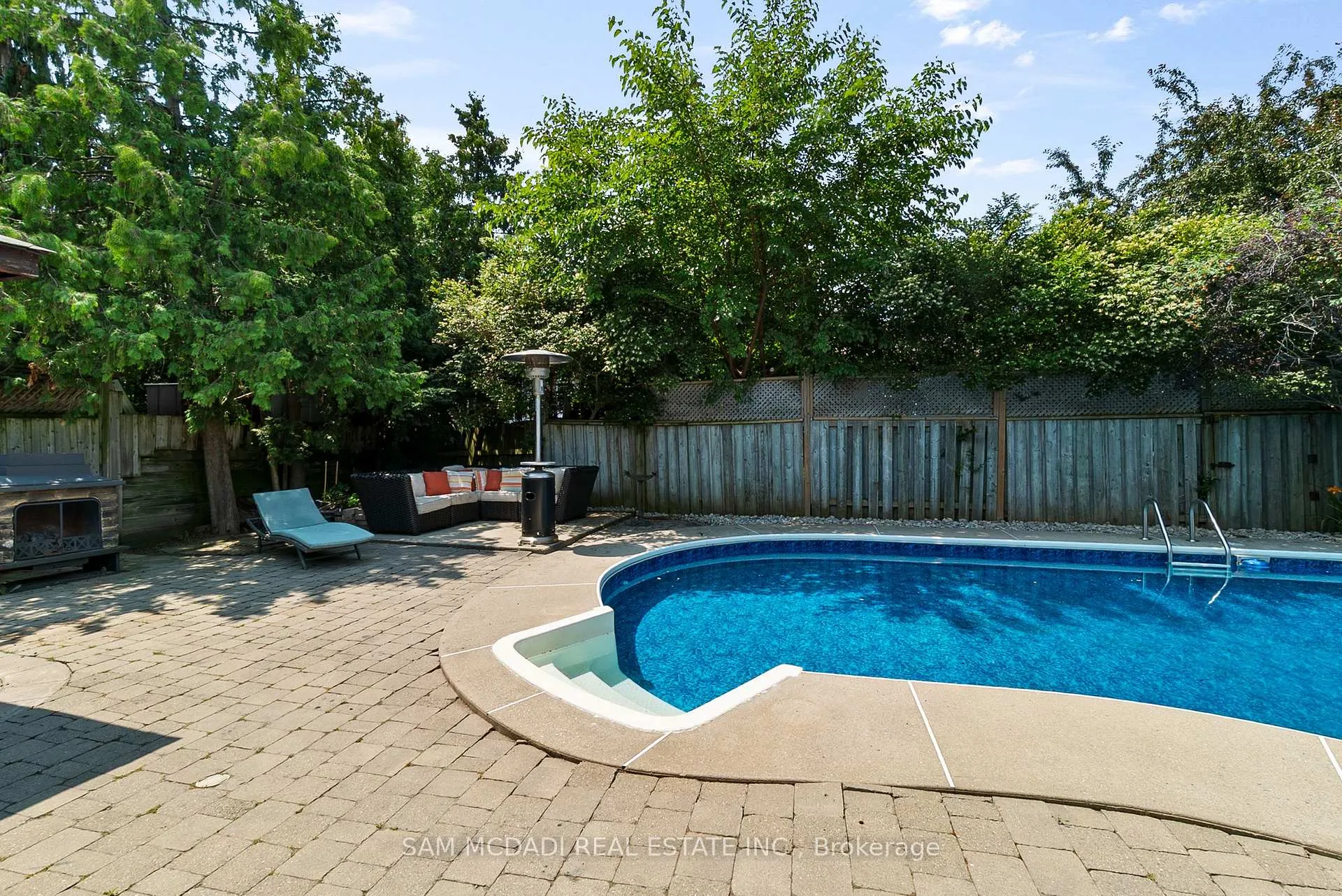 Photo 33 of 496 Seymour Drive, Oakville, West — HOMEH