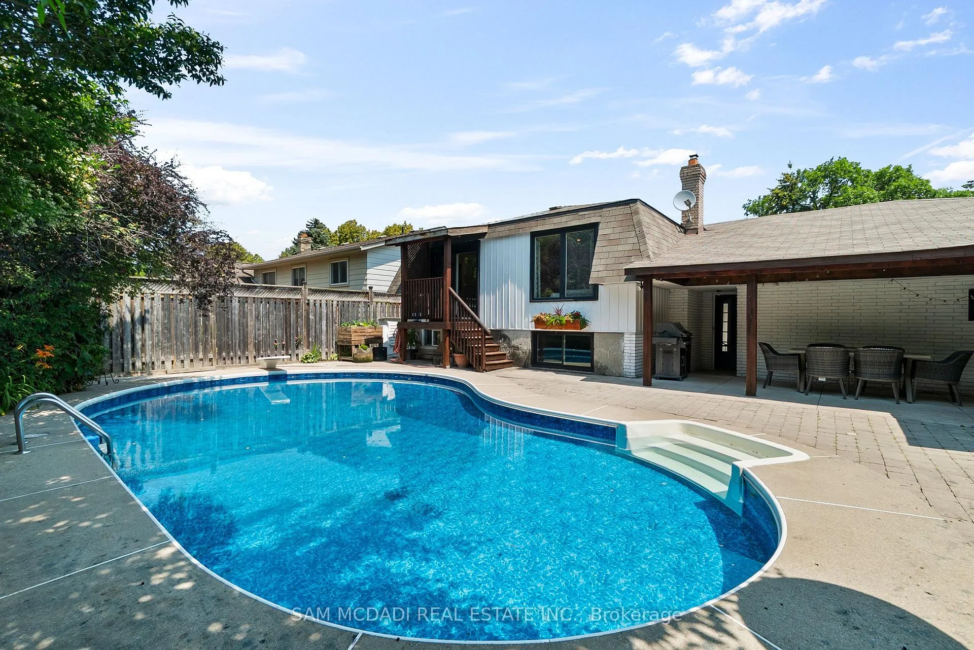 Photo 34 of 496 Seymour Drive, Oakville, West — HOMEH