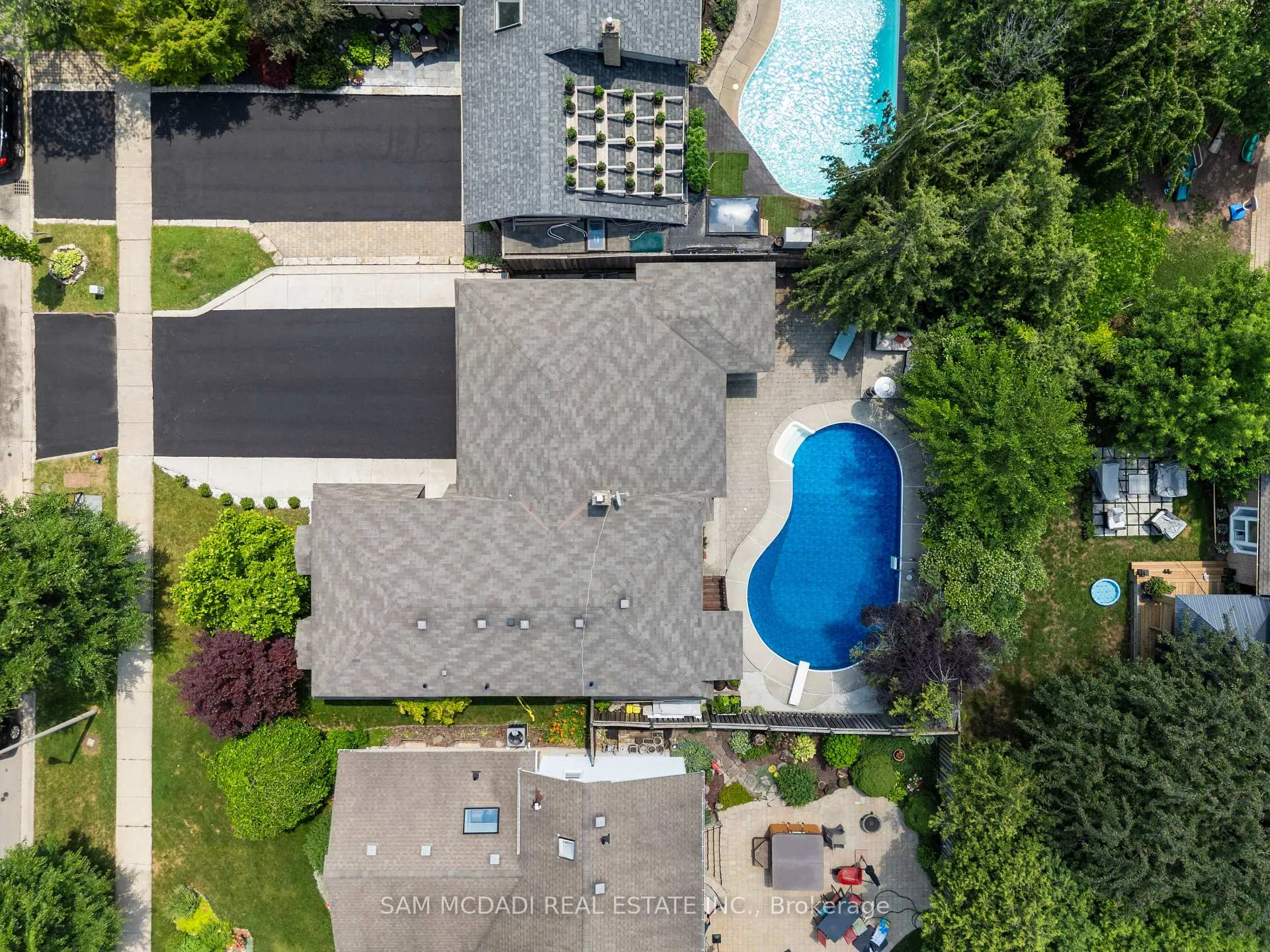Photo 41 of 496 Seymour Drive, Oakville, West — HOMEH