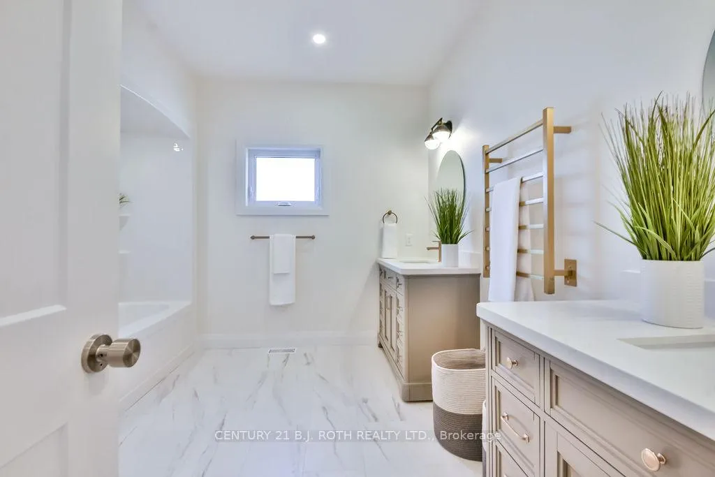 Photo 33 of 287 Centennial Drive, Midland — HOMEH