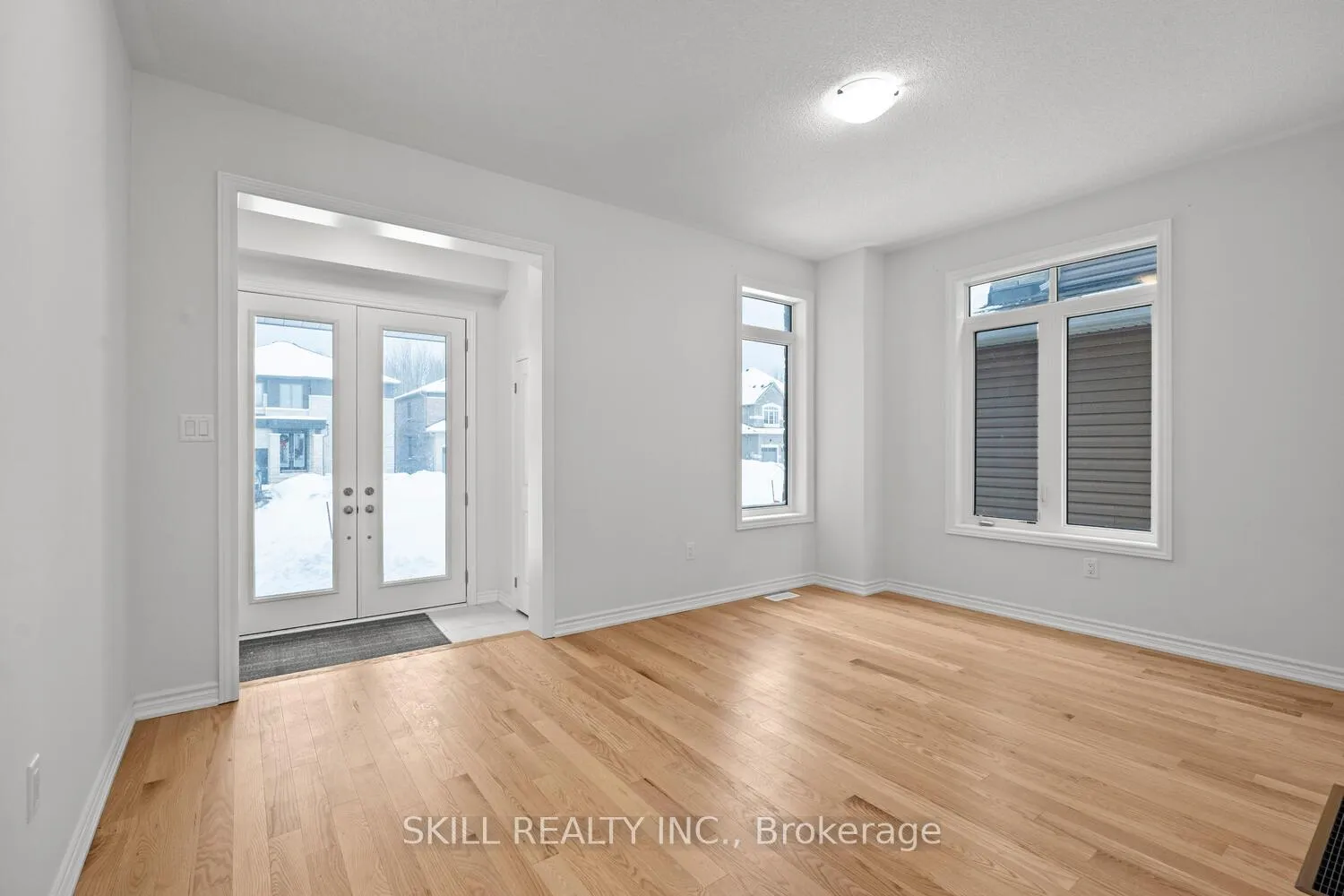 Photo 5 of 18 Del Ray Crescent, Wasaga Beach — HOMEH