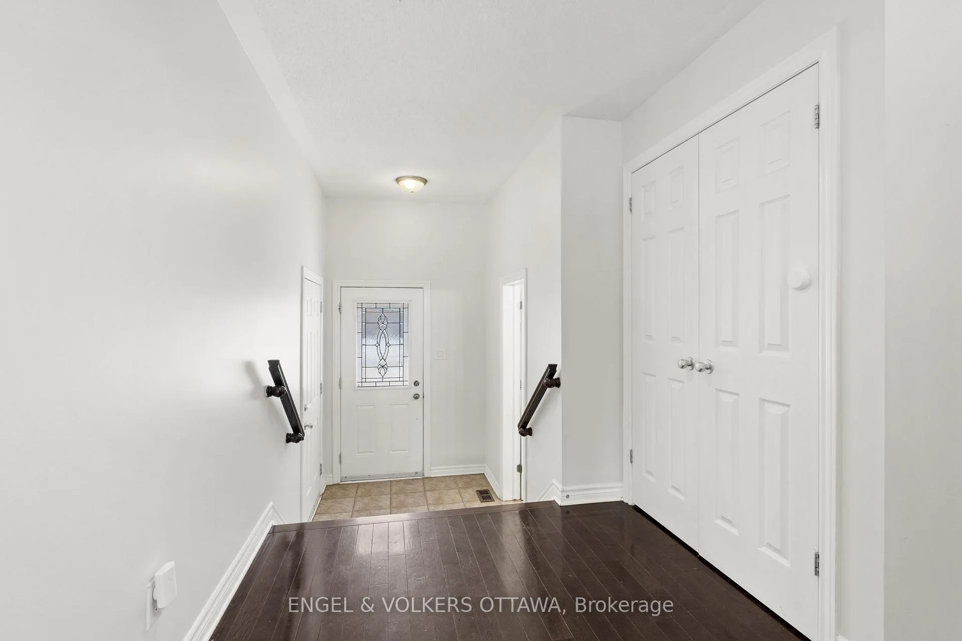 Photo 2 of 238 Forestbrook Street, Ottawa, Kanata - Morgan's Grant/South March — HOMEH