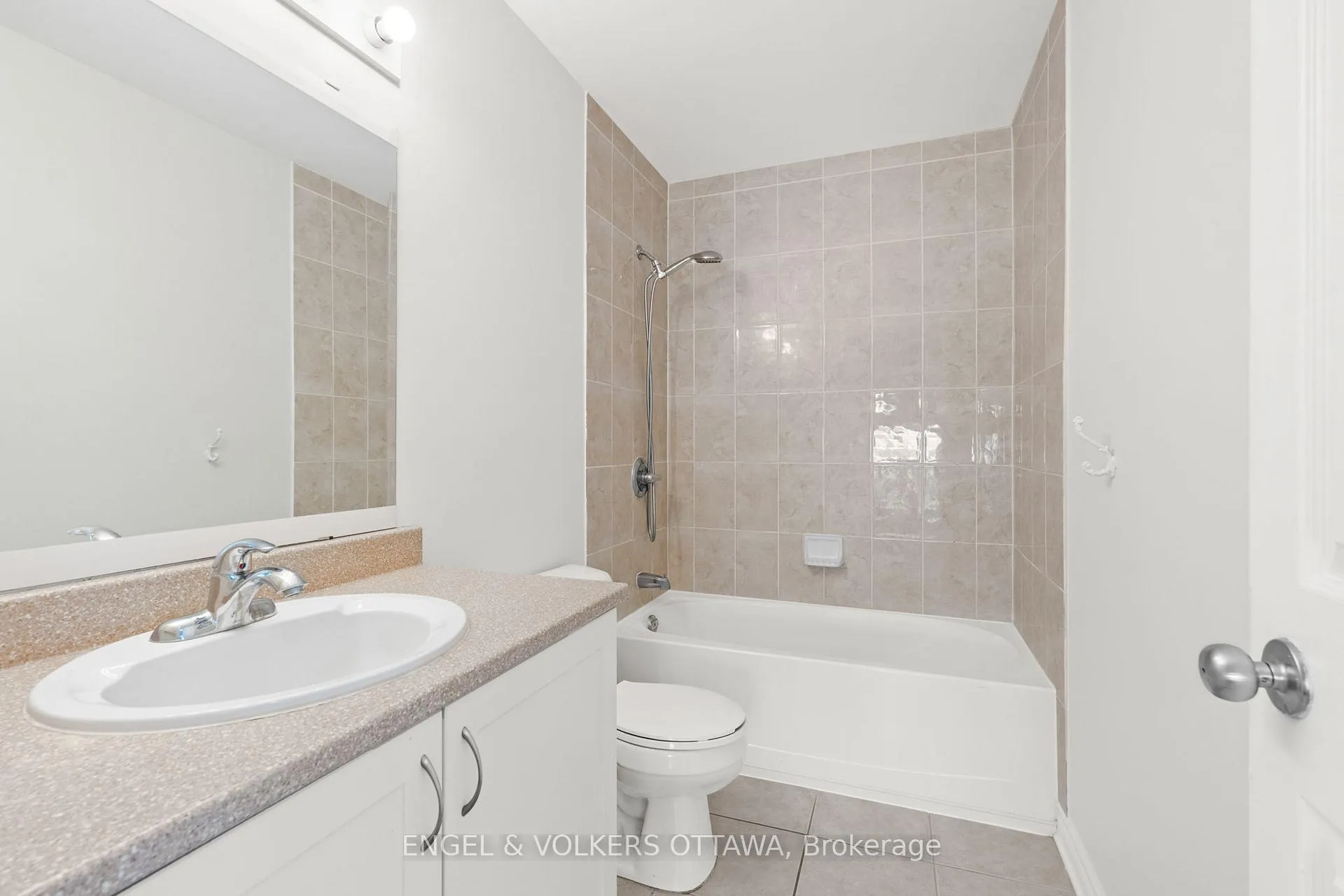 Photo 23 of 238 Forestbrook Street, Ottawa, Kanata - Morgan's Grant/South March — HOMEH