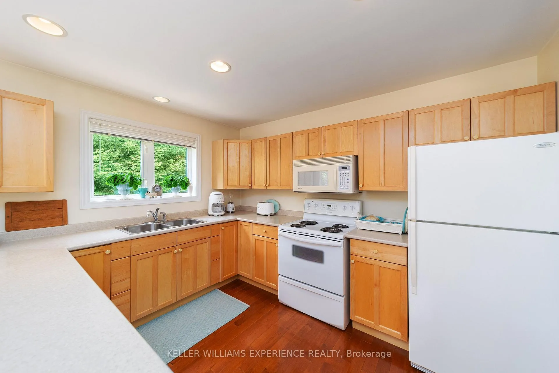 Photo 9 of 1065 Forrester Trail, Bracebridge, Macaulay — HOMEH