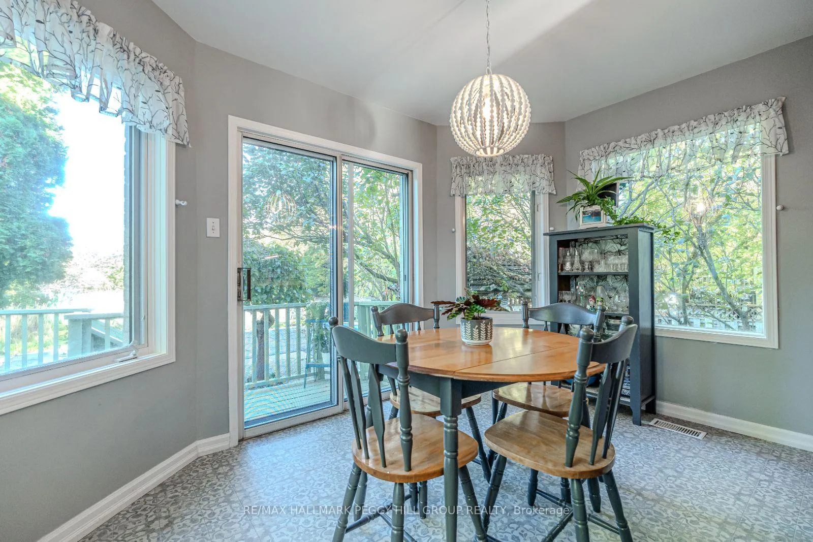 Photo 6 of 34 Ward Drive, Barrie, Painswick North — HOMEH