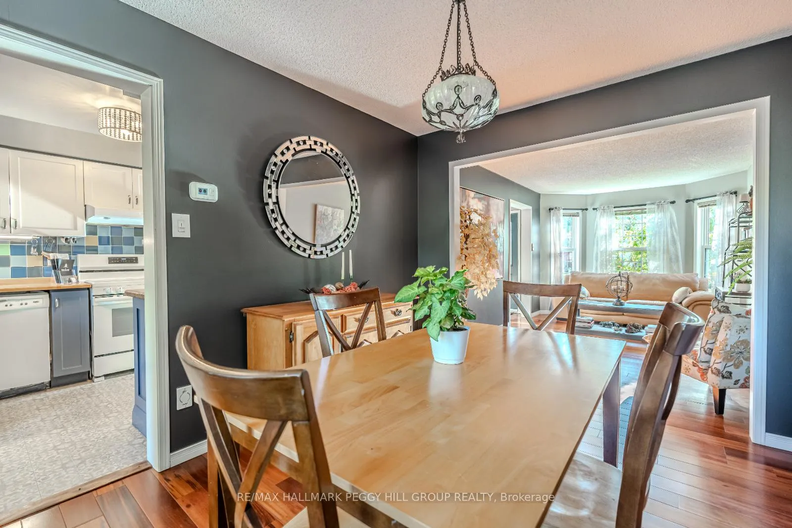 Photo 7 of 34 Ward Drive, Barrie, Painswick North — HOMEH