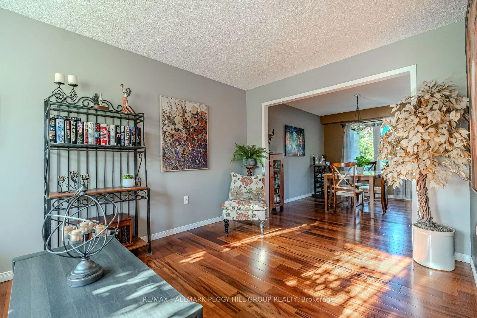 Photo 9 of 34 Ward Drive, Barrie, Painswick North — HOMEH