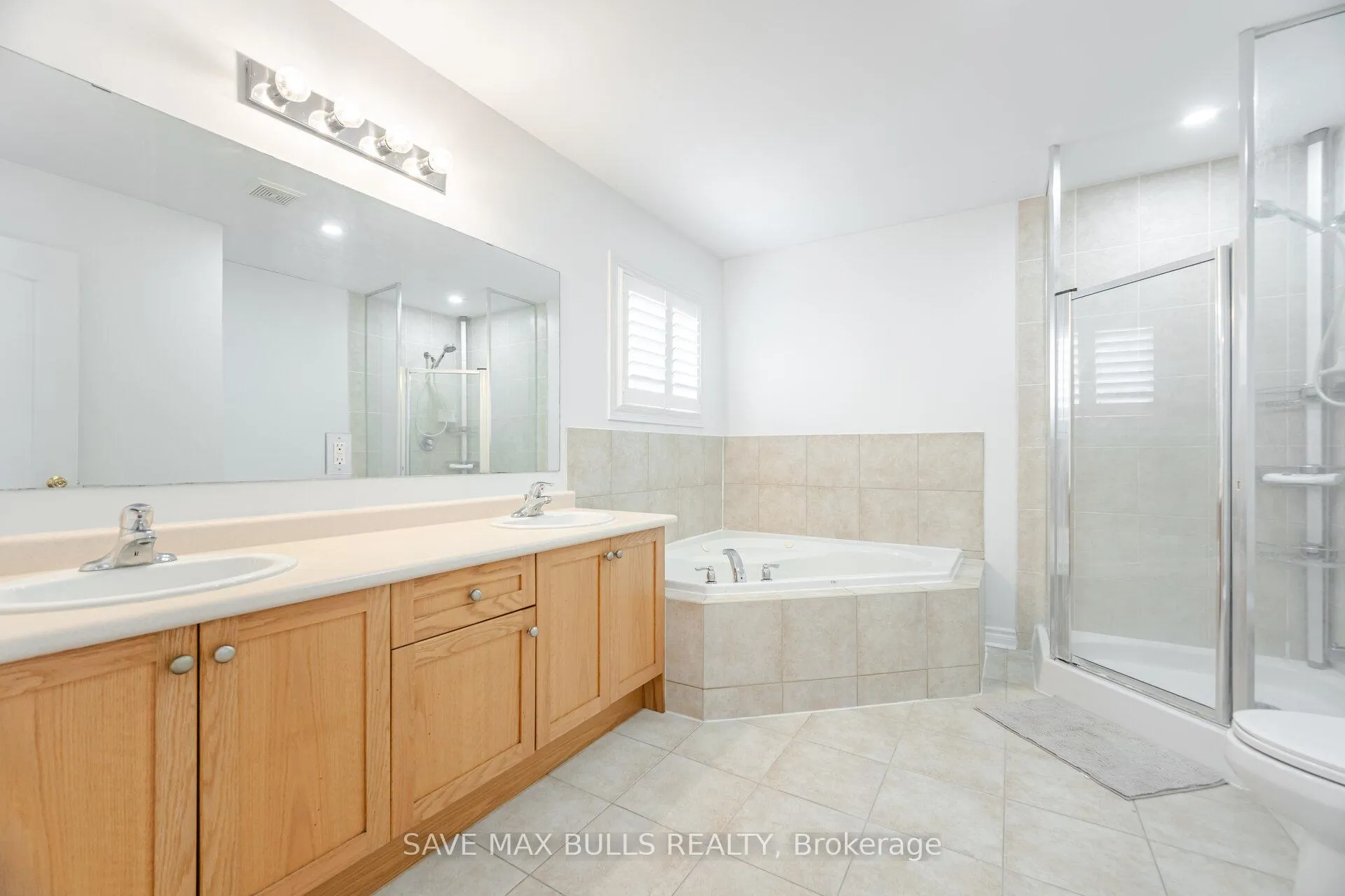 Photo 26 of 6 Iverson Drive, Brampton, Credit Valley — HOMEH
