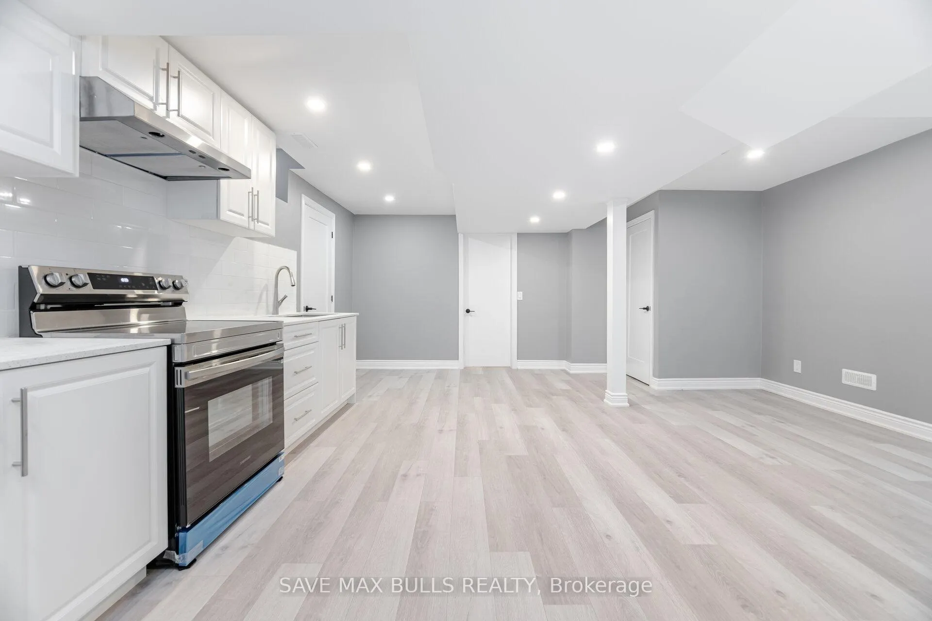 Photo 38 of 6 Iverson Drive, Brampton, Credit Valley — HOMEH