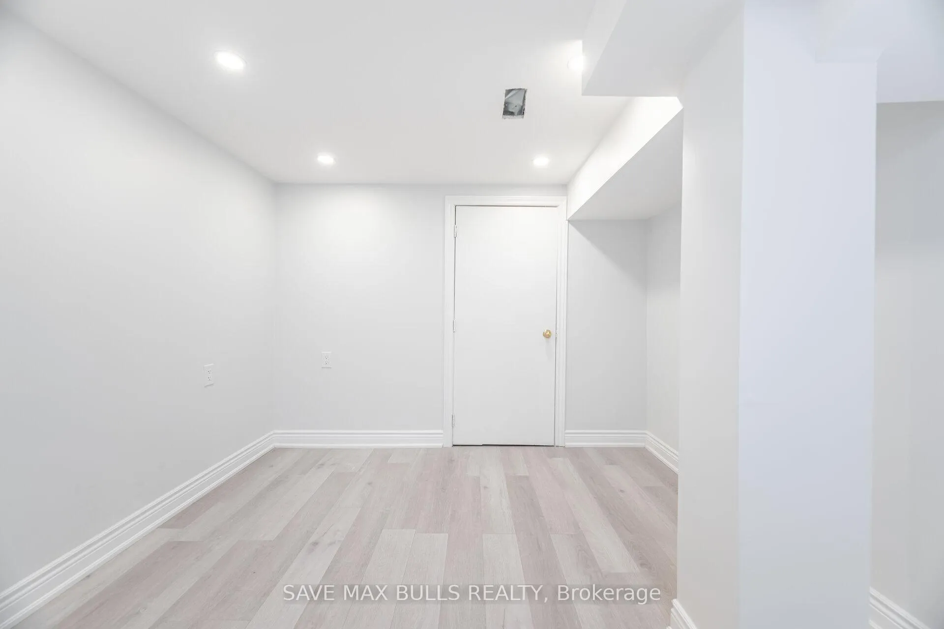 Photo 44 of 6 Iverson Drive, Brampton, Credit Valley — HOMEH