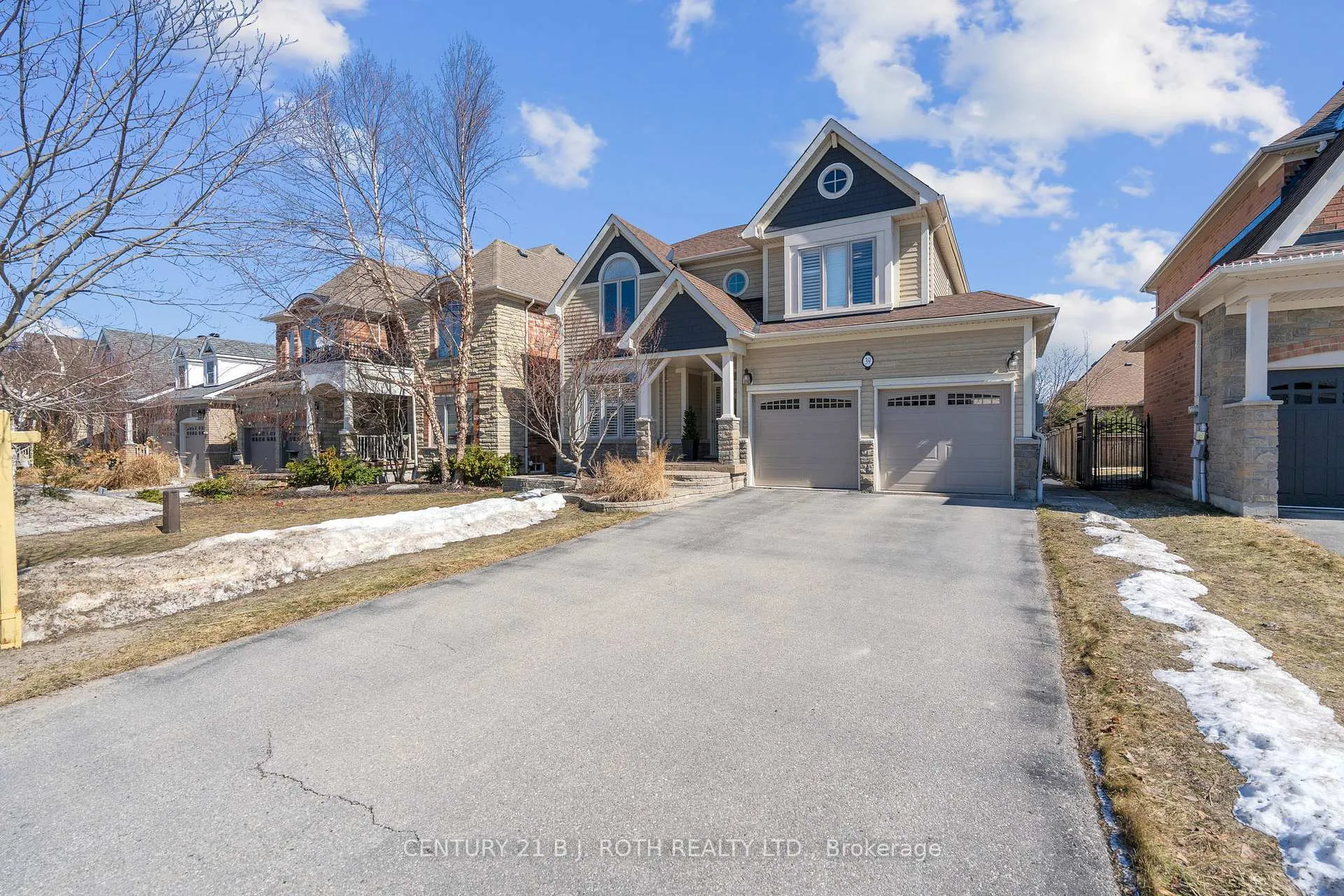 Photo 1 of 39 Turner Drive, Barrie, Innis-Shore — HOMEH