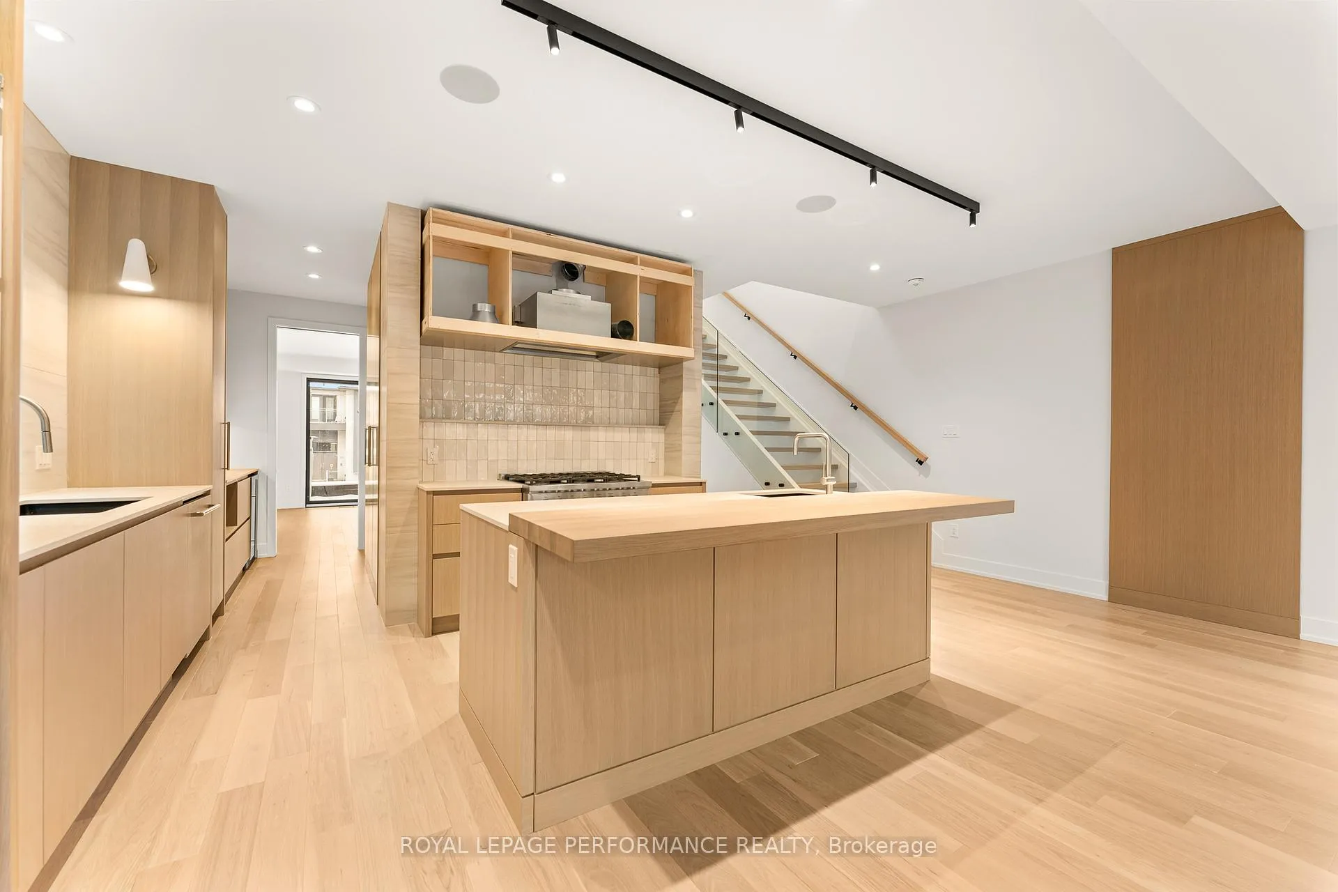 Photo 11 of 304 Selby Avenue, Ottawa, Westboro North — HOMEH