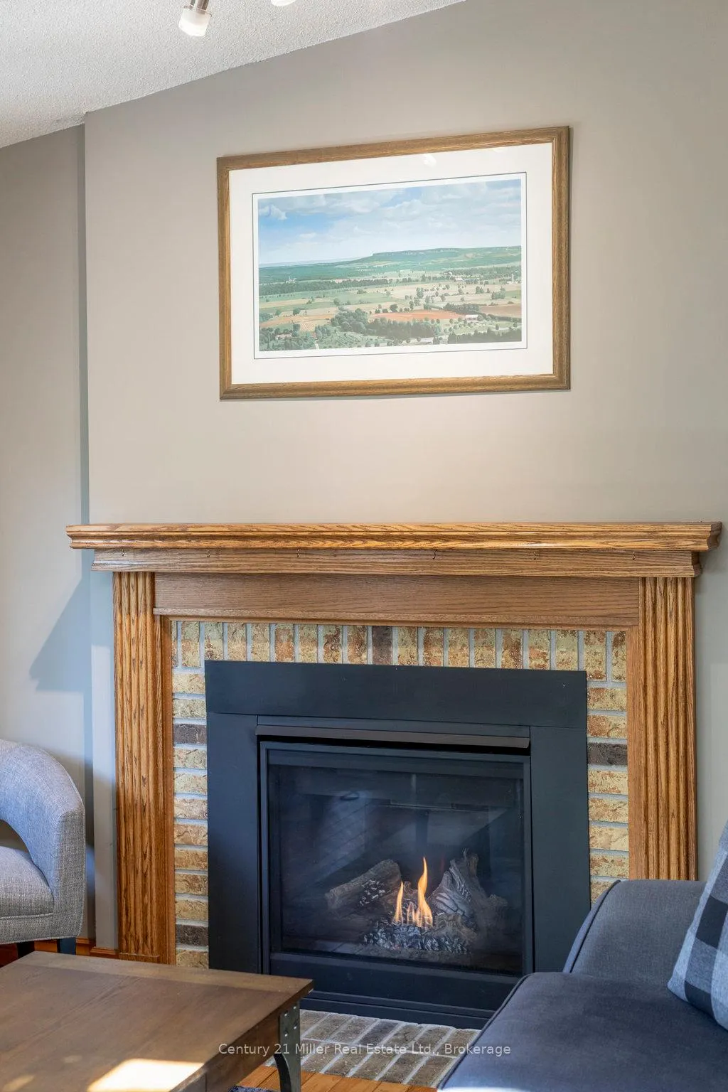 Photo 21 of 12 Barrington Court, Hamilton, Dundas — HOMEH