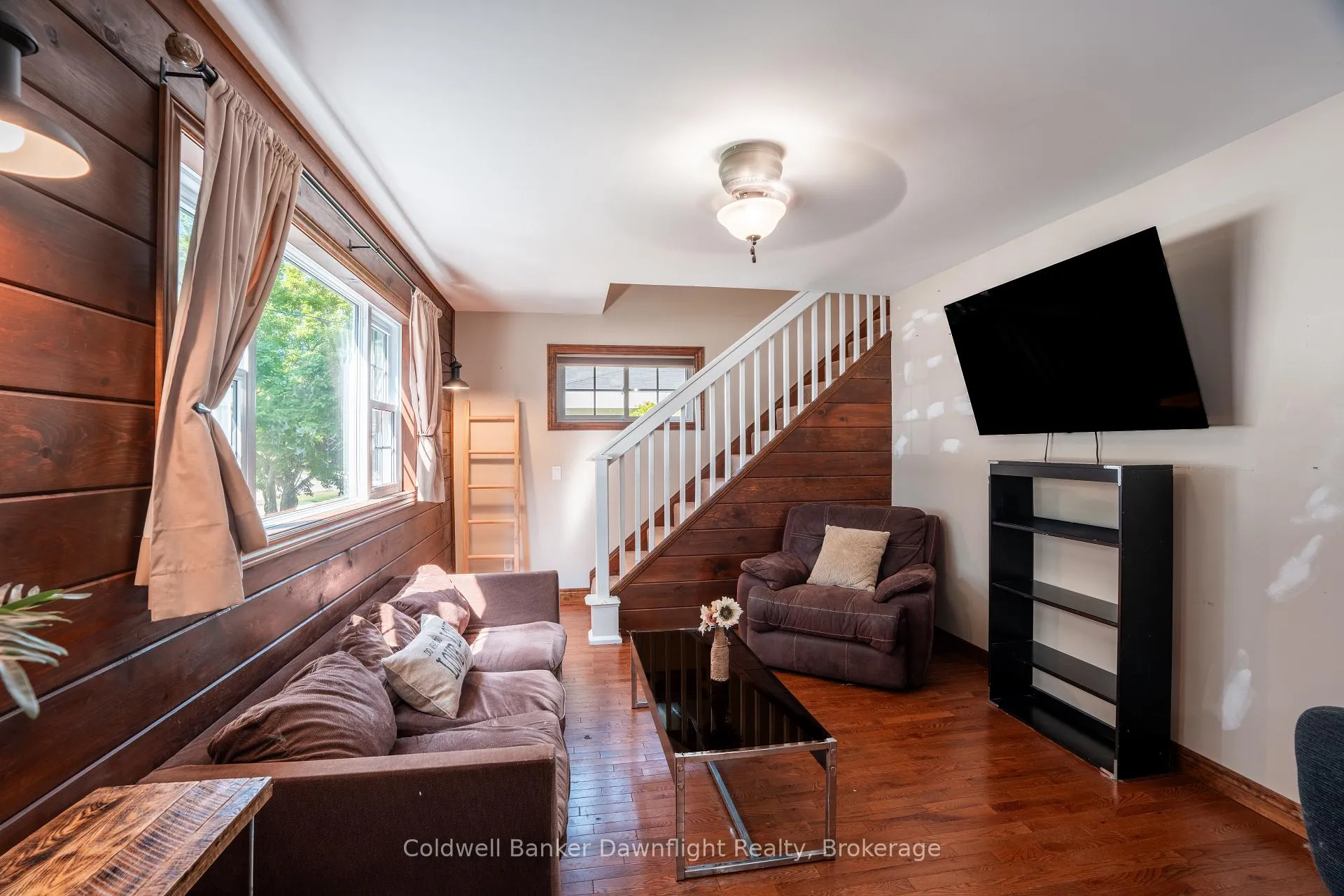 Photo 5 of 156 Richmond Street, Bluewater, Hensall — HOMEH