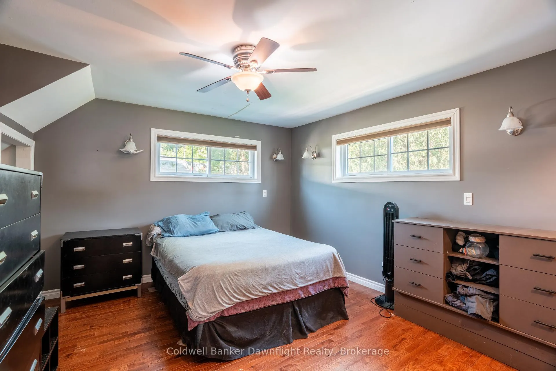 Photo 17 of 156 Richmond Street, Bluewater, Hensall — HOMEH