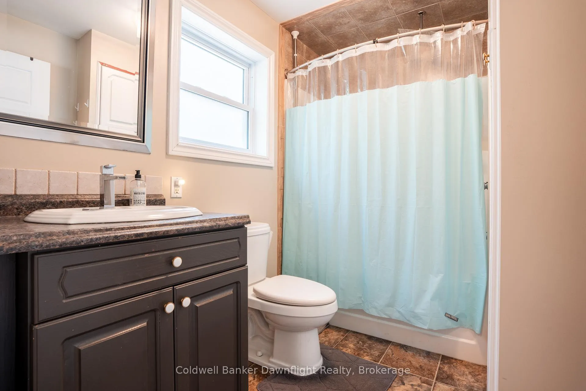 Photo 19 of 156 Richmond Street, Bluewater, Hensall — HOMEH