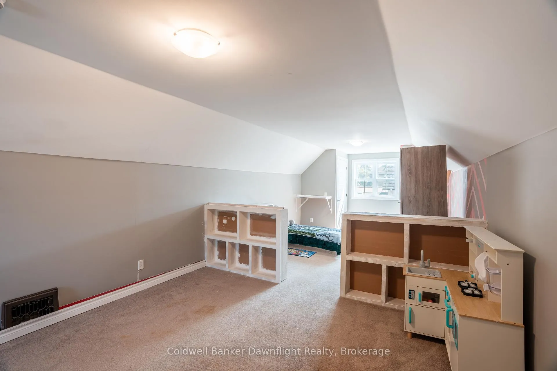 Photo 21 of 156 Richmond Street, Bluewater, Hensall — HOMEH