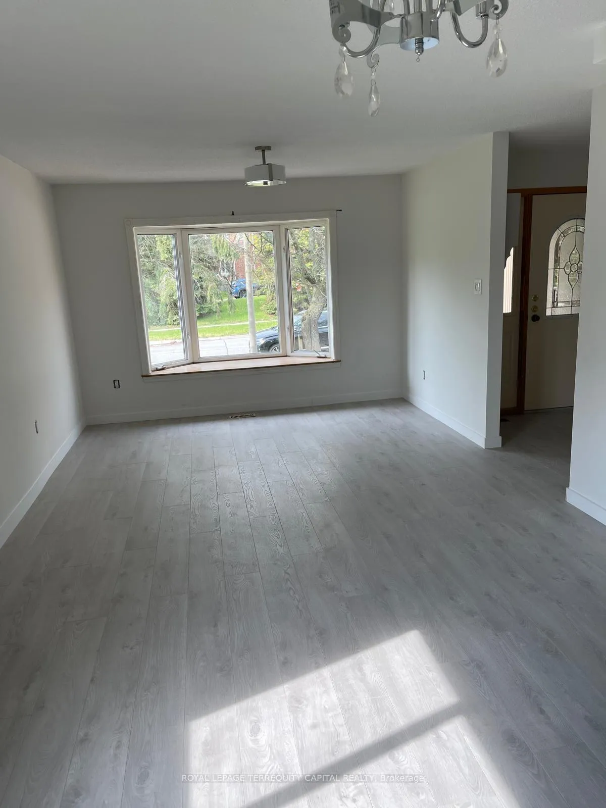 Photo 14 of 76 Lillian Crescent, Barrie, Sunnidale — HOMEH