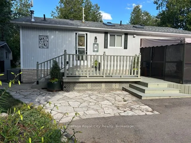 Photo 38 of 11 Spruce Avenue, Puslinch, Rural Puslinch East — HOMEH
