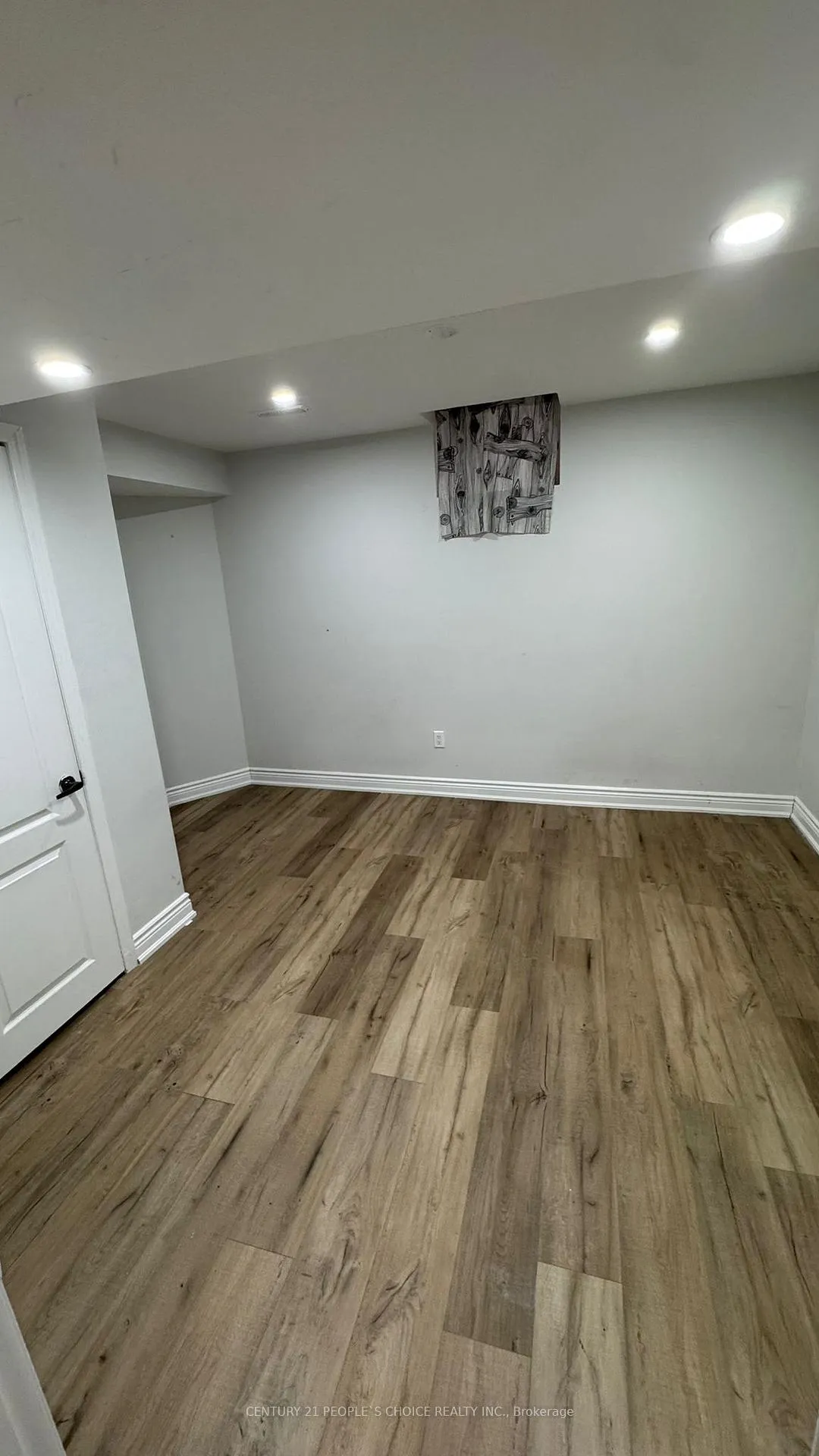 Photo 8 of Unit Basement, 7 Maywood Street, Brampton, Credit Valley — HOMEH