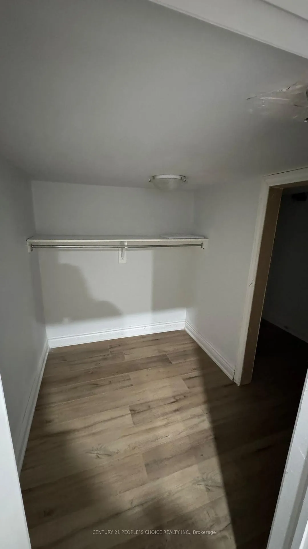 Photo 10 of Unit Basement, 7 Maywood Street, Brampton, Credit Valley — HOMEH
