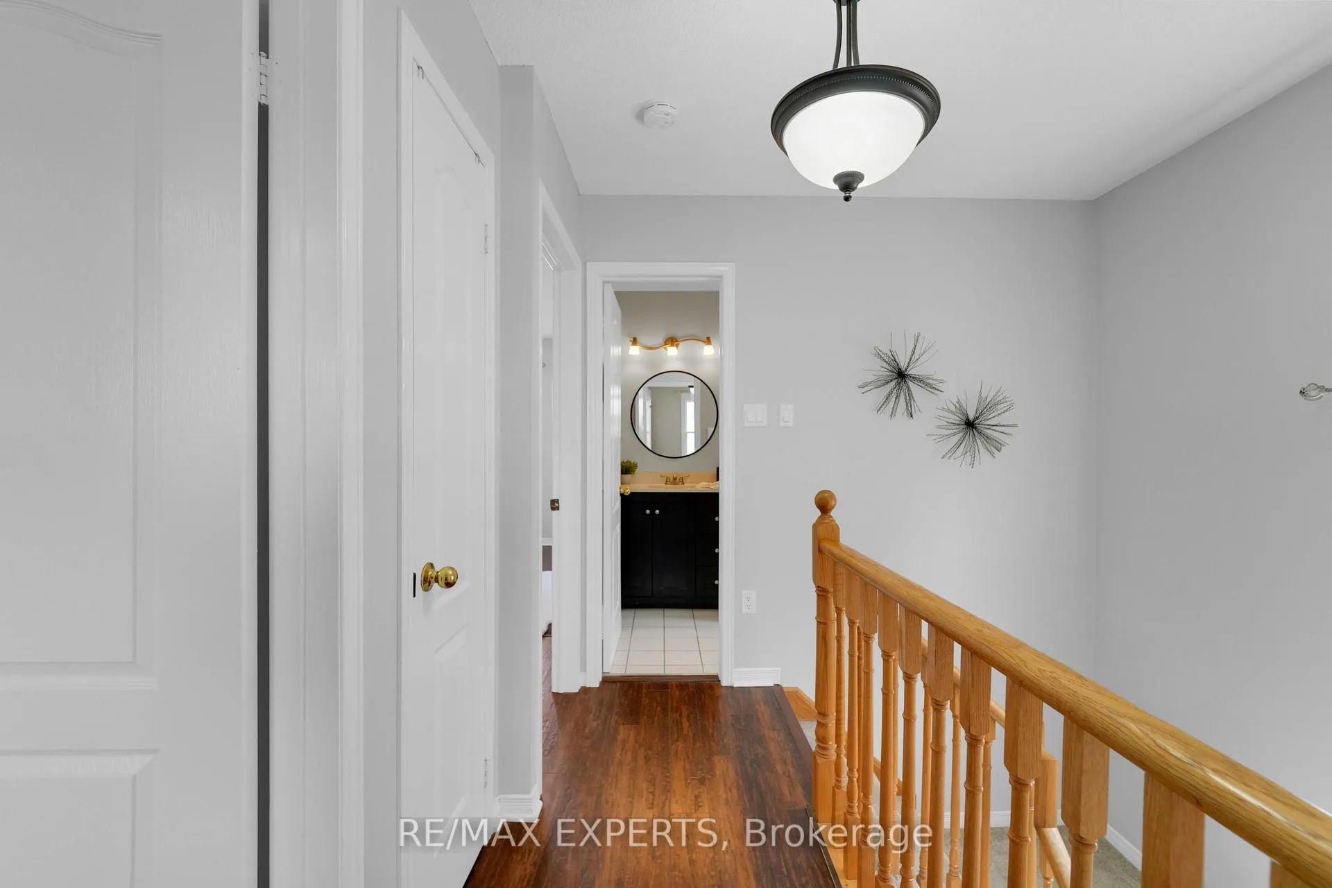 Photo 14 of 26 Whitefaulds Road, Vaughan, Maple — HOMEH
