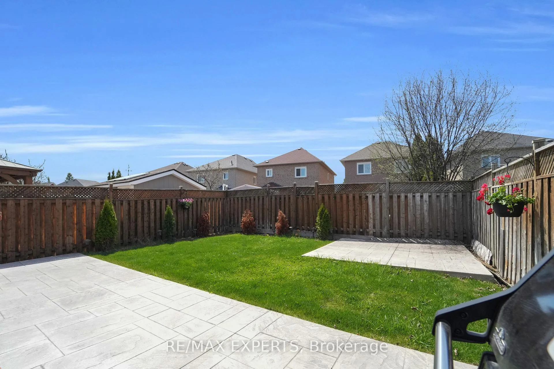 Photo 29 of 26 Whitefaulds Road, Vaughan, Maple — HOMEH