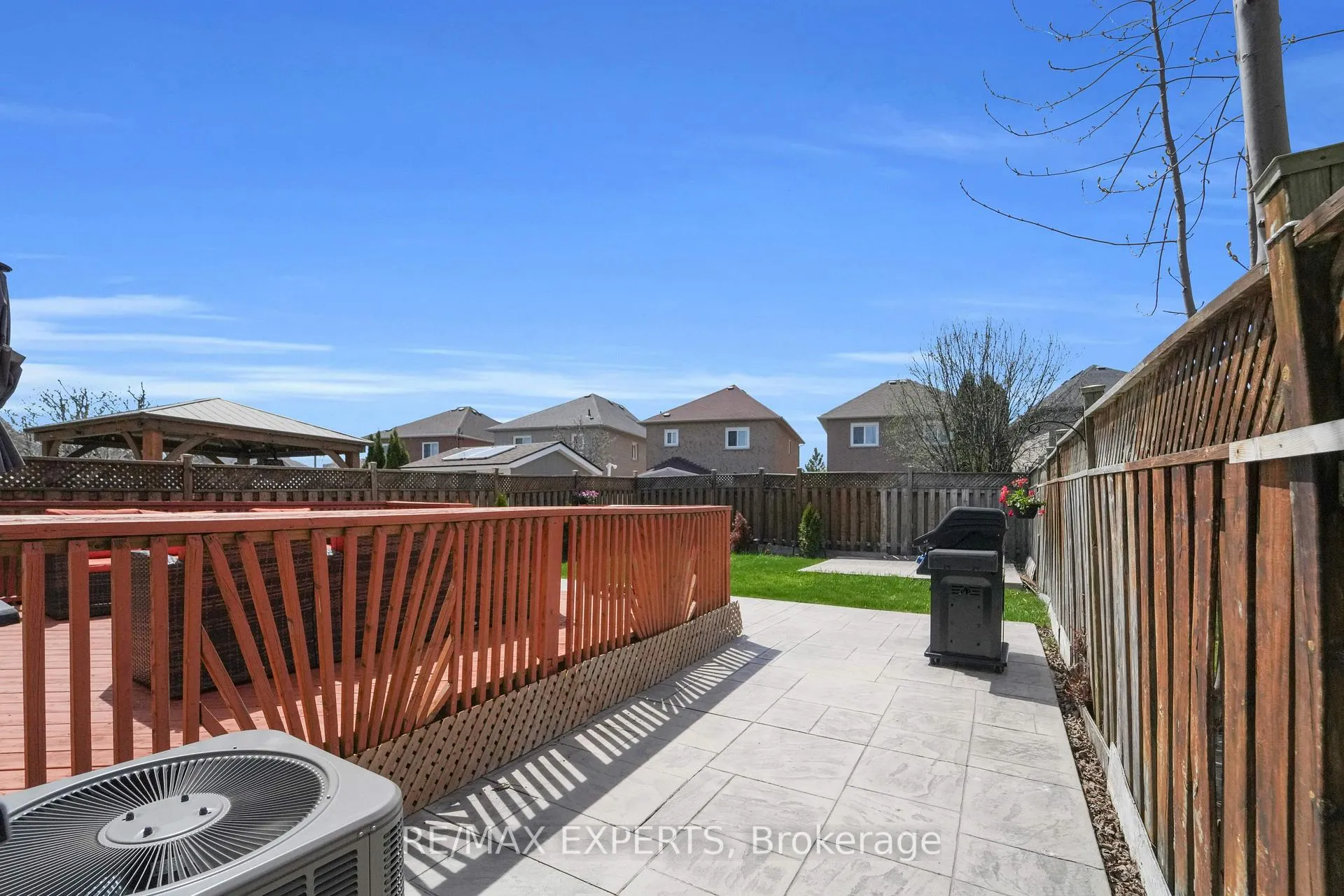 Photo 30 of 26 Whitefaulds Road, Vaughan, Maple — HOMEH