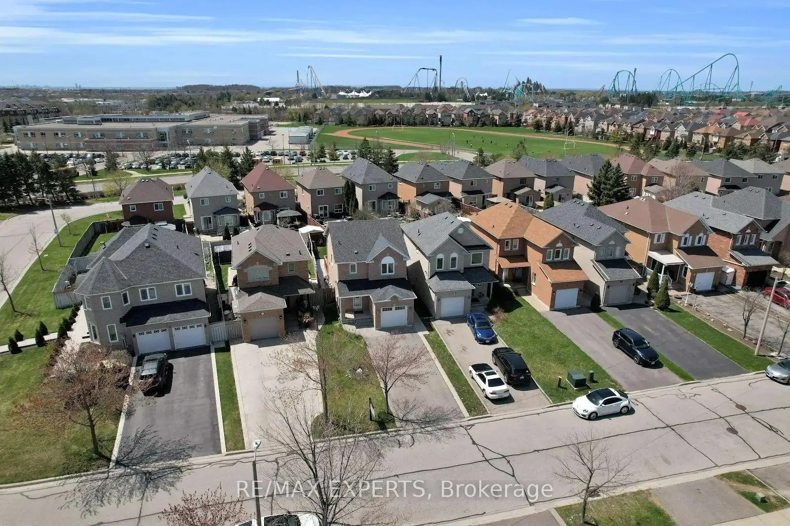 Photo 33 of 26 Whitefaulds Road, Vaughan, Maple — HOMEH