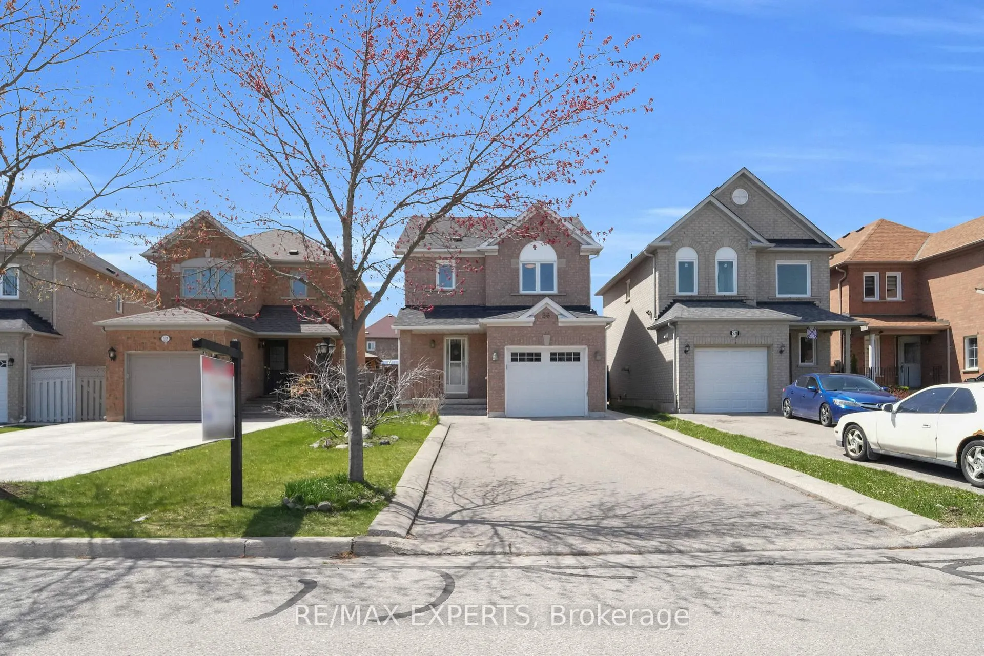 Photo 34 of 26 Whitefaulds Road, Vaughan, Maple — HOMEH