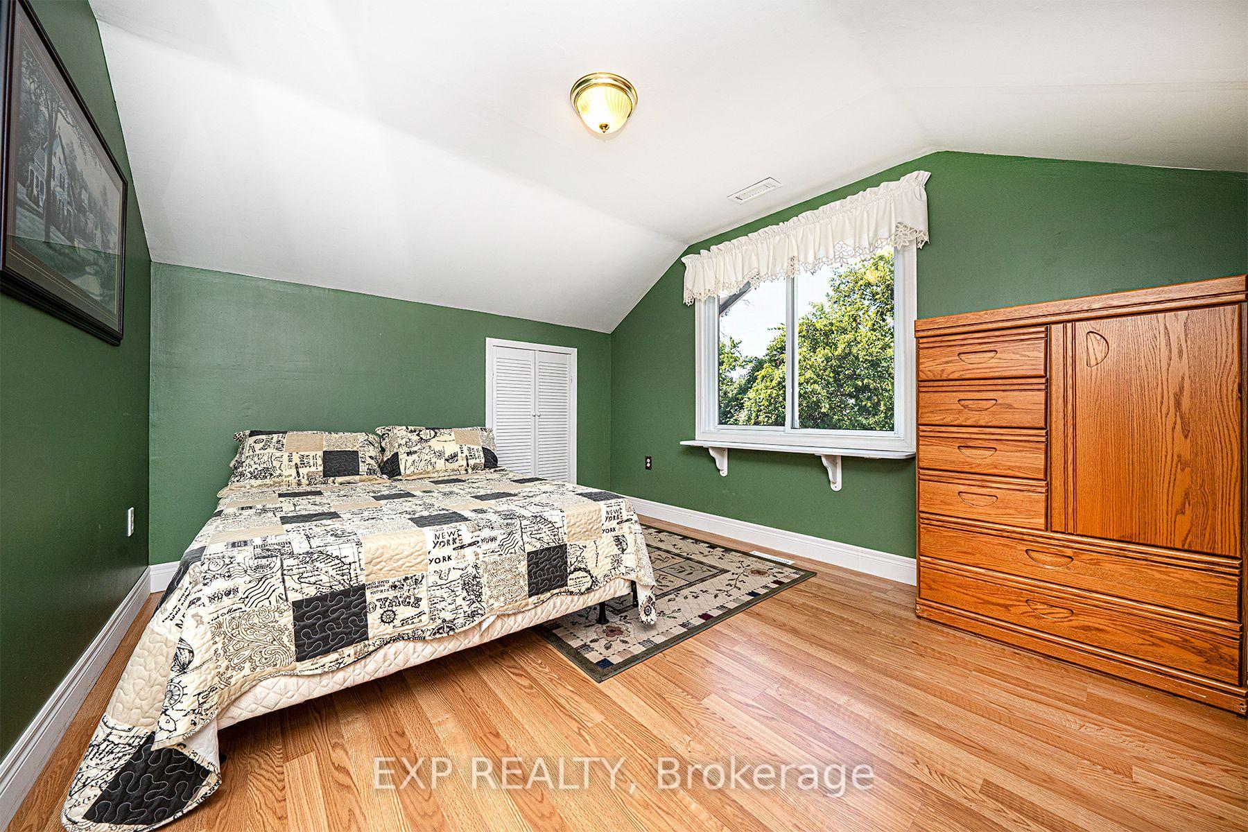 Photo 30 of 76 Sunset Beach Road, Georgina, Virginia — HOMEH