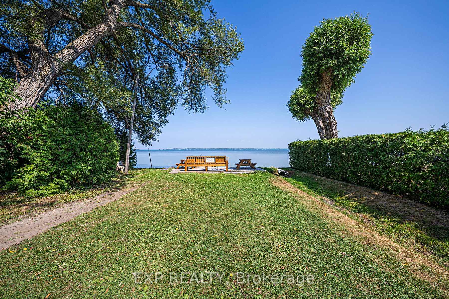 Photo 46 of 76 Sunset Beach Road, Georgina, Virginia — HOMEH