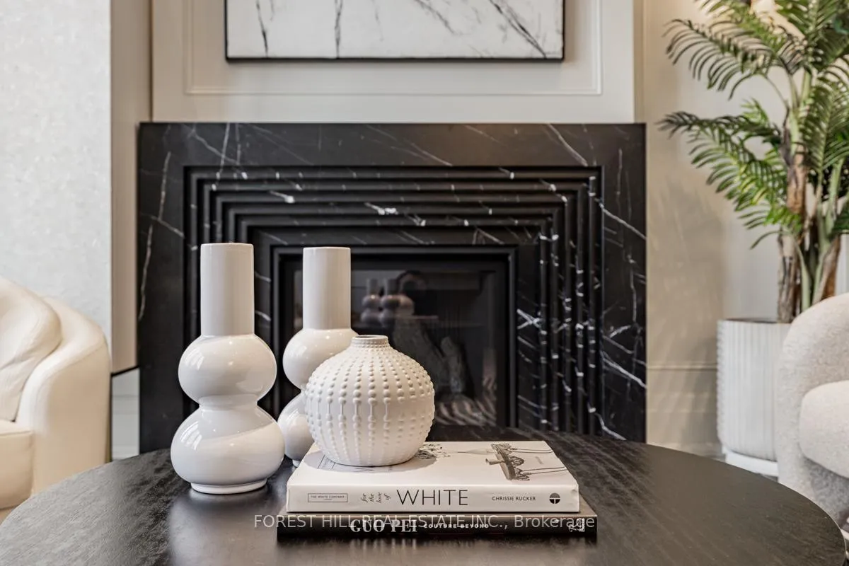 Photo 7 of 227 Strathallan Wood, Toronto, Bedford Park-Nortown — HOMEH