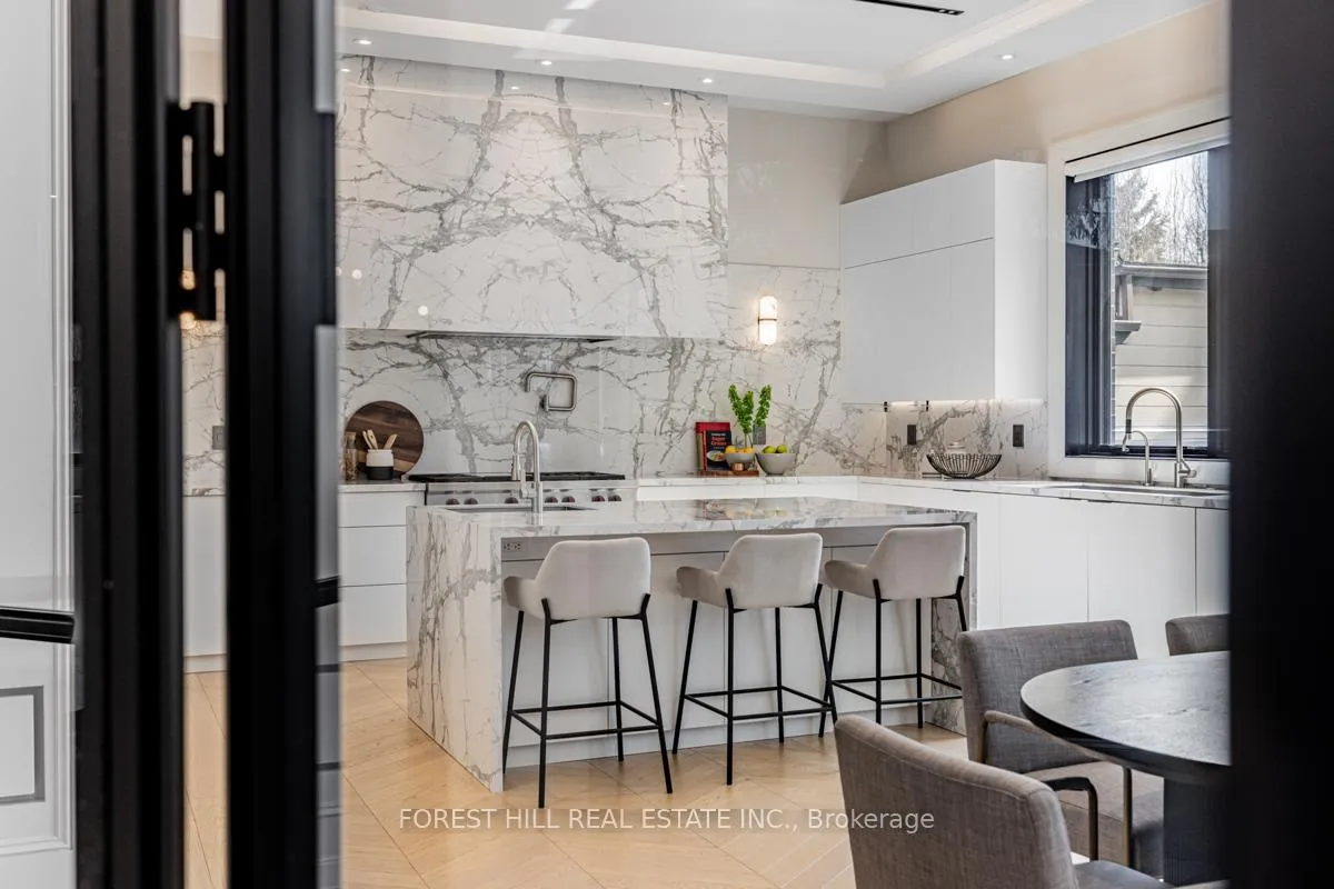 Photo 13 of 227 Strathallan Wood, Toronto, Bedford Park-Nortown — HOMEH