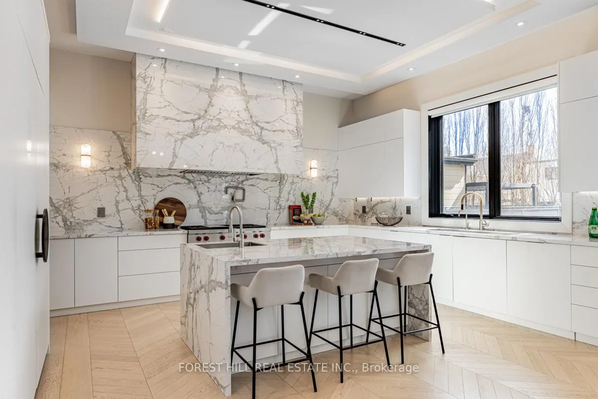 Photo 14 of 227 Strathallan Wood, Toronto, Bedford Park-Nortown — HOMEH