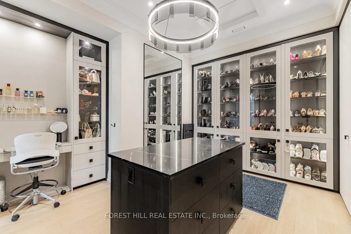 Photo 32 of 227 Strathallan Wood, Toronto, Bedford Park-Nortown — HOMEH