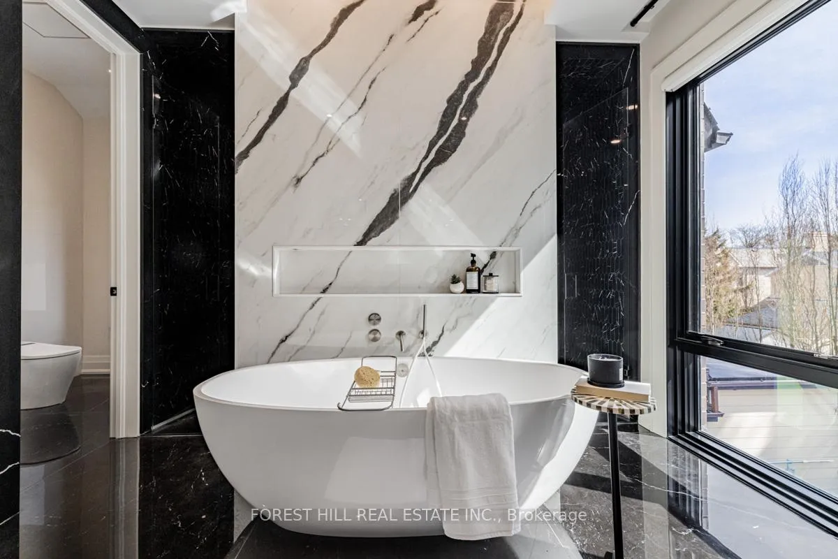 Photo 34 of 227 Strathallan Wood, Toronto, Bedford Park-Nortown — HOMEH