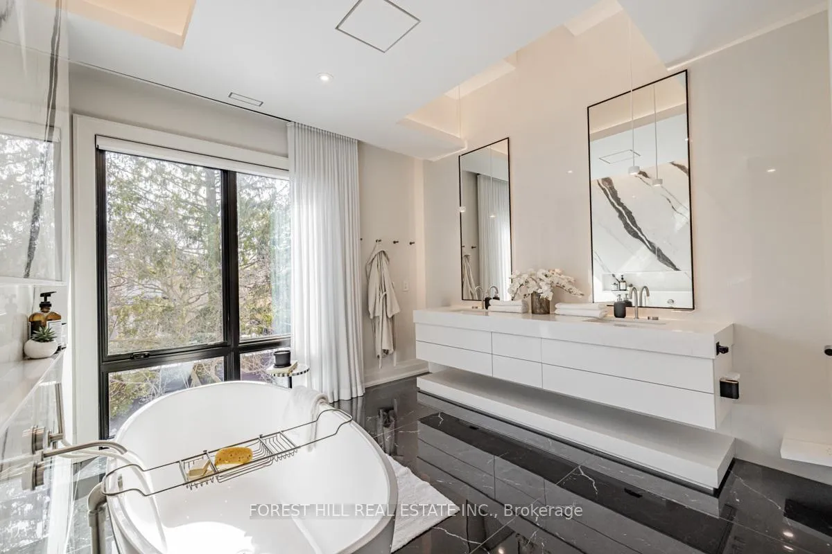 Photo 35 of 227 Strathallan Wood, Toronto, Bedford Park-Nortown — HOMEH