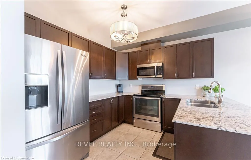 Photo 13 of 111 Bousfield Rise, Hamilton, Waterdown — HOMEH