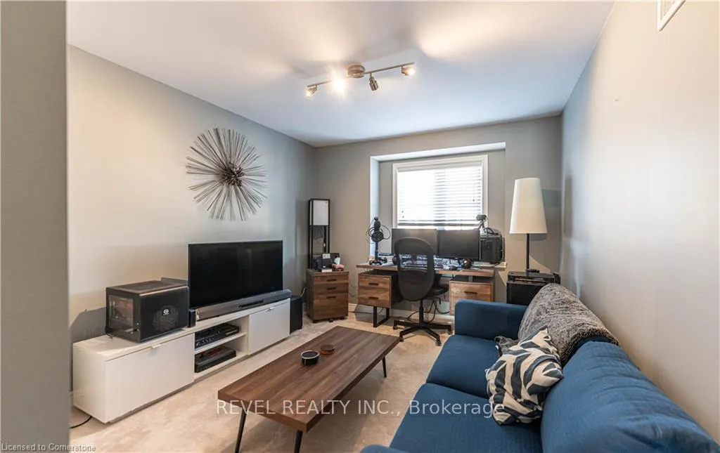 Photo 24 of 111 Bousfield Rise, Hamilton, Waterdown — HOMEH