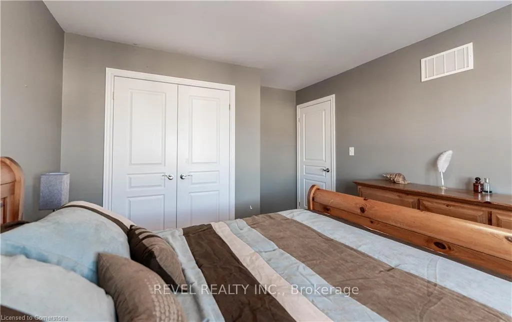 Photo 26 of 111 Bousfield Rise, Hamilton, Waterdown — HOMEH