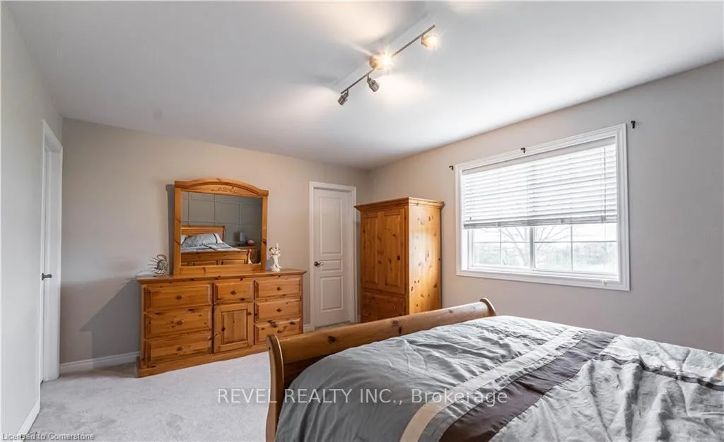 Photo 32 of 111 Bousfield Rise, Hamilton, Waterdown — HOMEH
