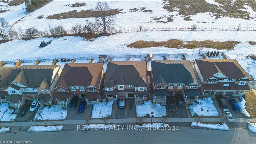 Photo 39 of 111 Bousfield Rise, Hamilton, Waterdown — HOMEH