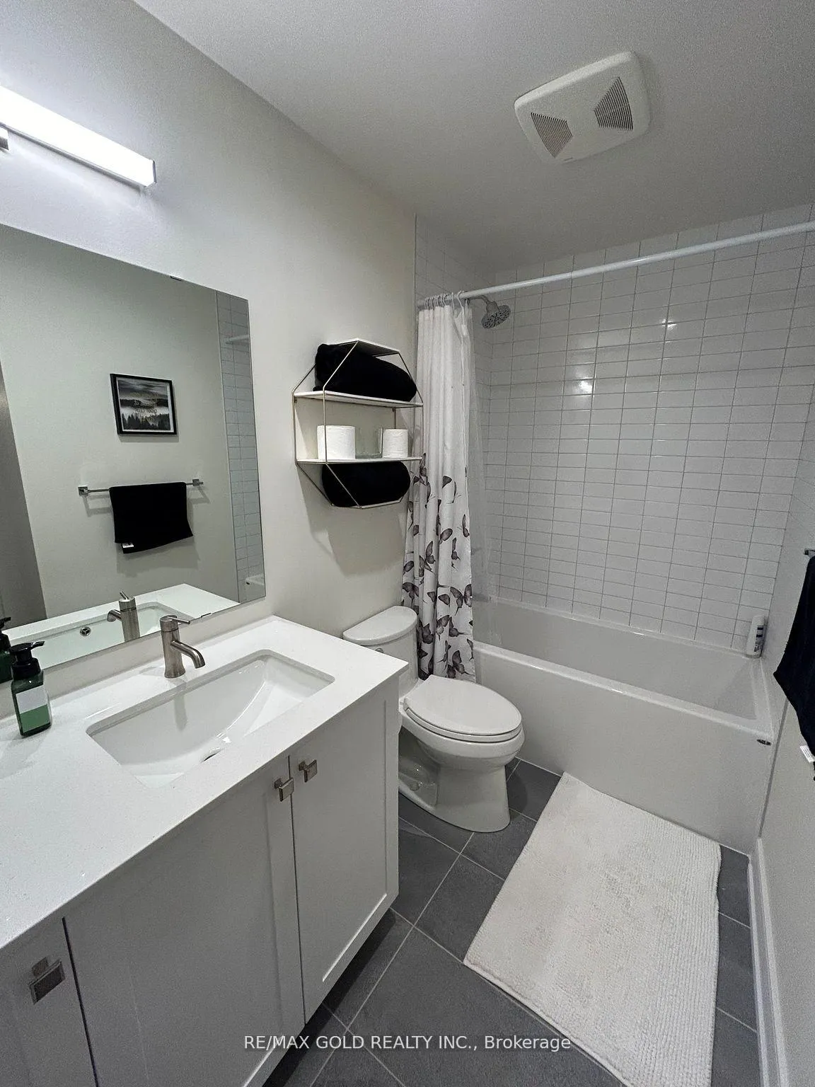 Photo 10 of Unit 403, 121 Mary Street, Clearview, Creemore — HOMEH