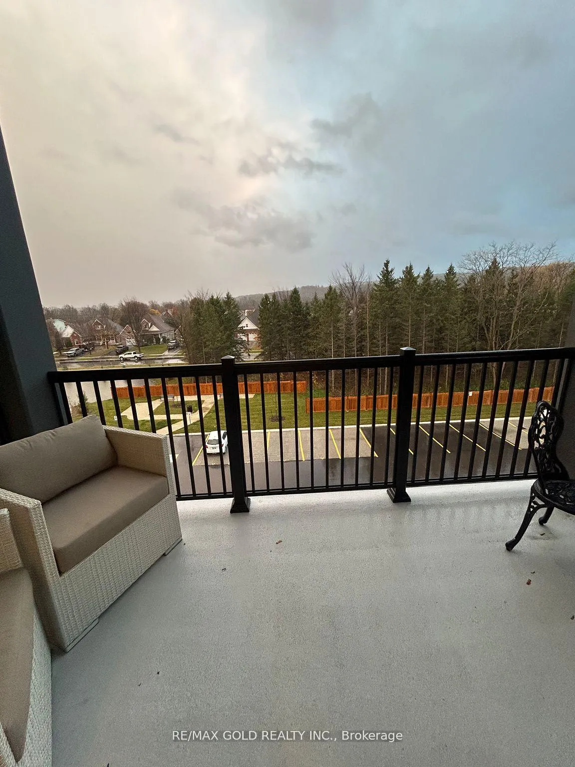 Photo 11 of Unit 403, 121 Mary Street, Clearview, Creemore — HOMEH