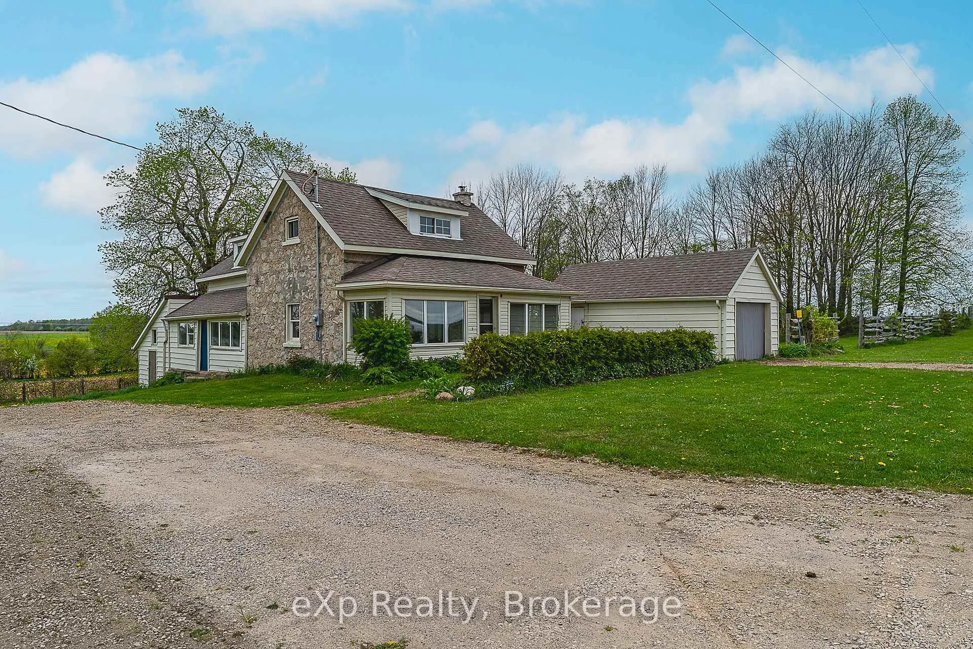 Photo 1 of 135786 Concession 8, Chatsworth — HOMEH