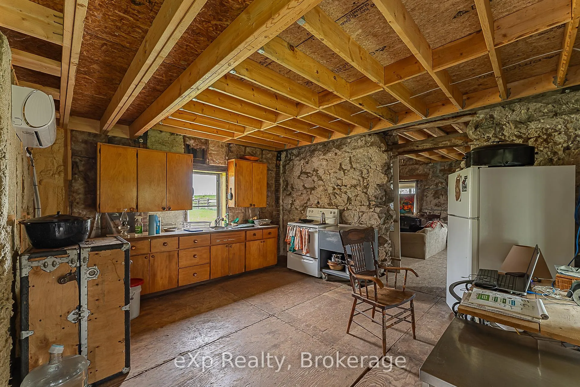 Photo 13 of 135786 Concession 8, Chatsworth — HOMEH
