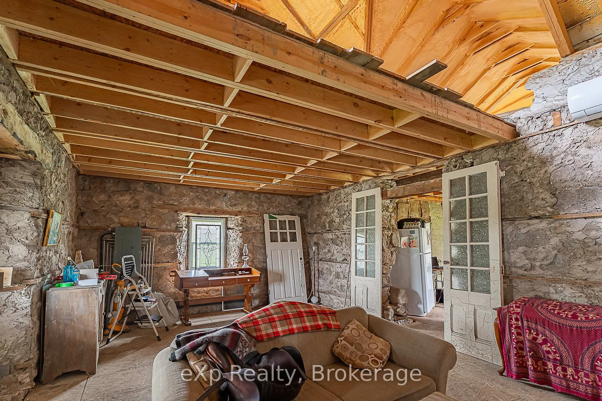 Photo 18 of 135786 Concession 8, Chatsworth — HOMEH